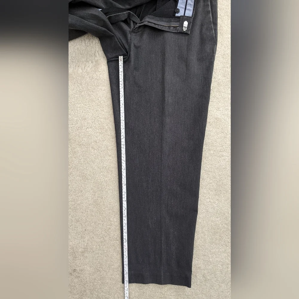 Kirkland Signature gray pants 34W x 29L